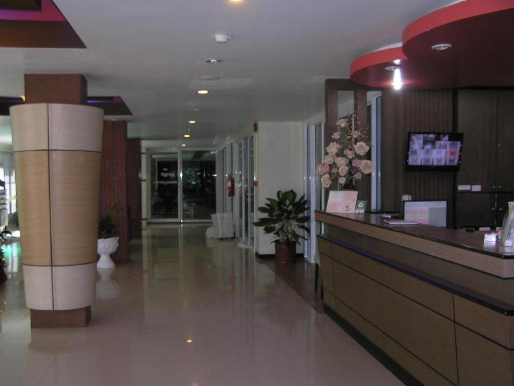 The Impress Khonkaen Hotel Khon Kaen Zewnętrze zdjęcie